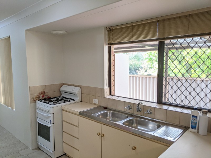 38 Chesterton Rd, Bassendean WA 6054