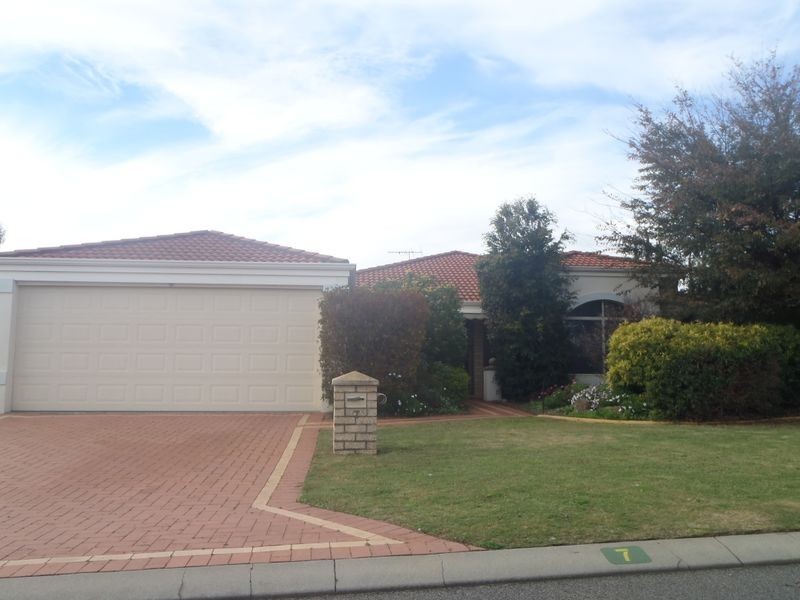 7 Natoli Way, Baldivis WA 6171