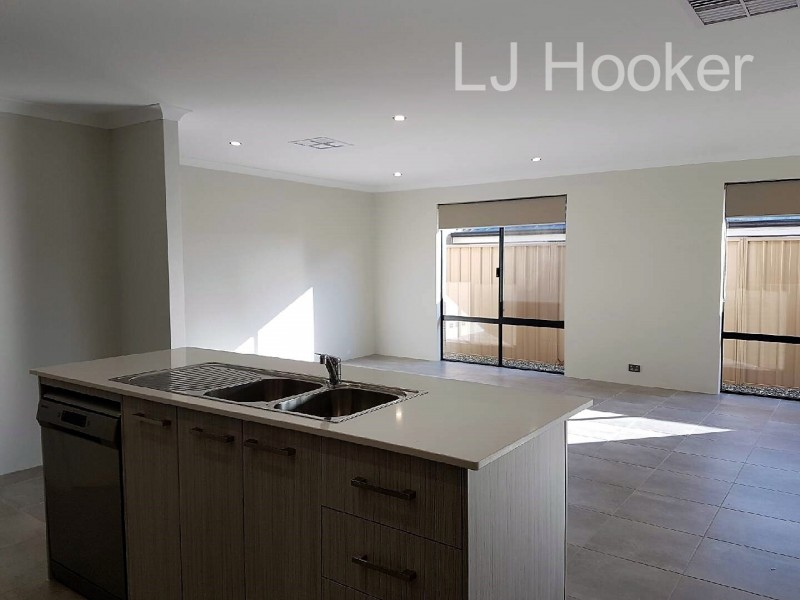 26 Aquamarine Parade, Karnup WA 6176