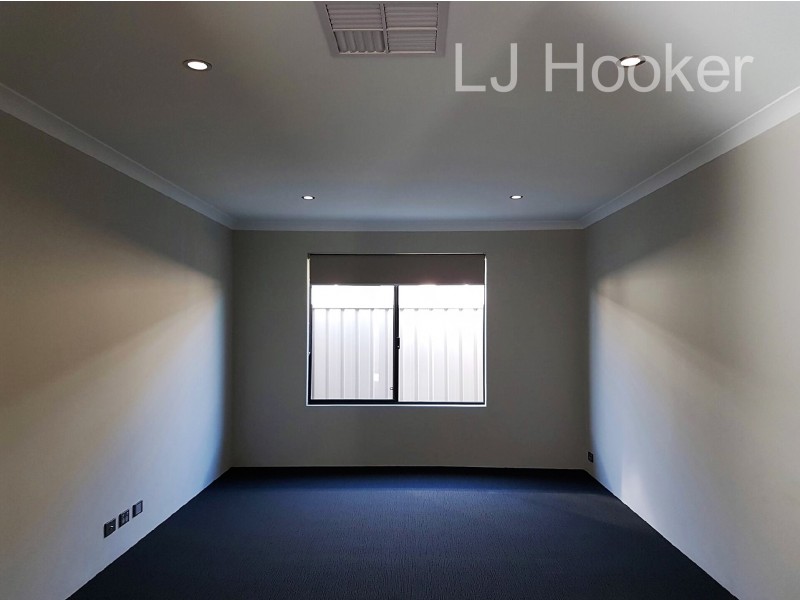 26 Aquamarine Parade, Karnup WA 6176