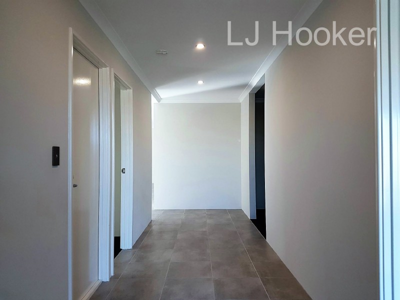 26 Aquamarine Parade, Karnup WA 6176