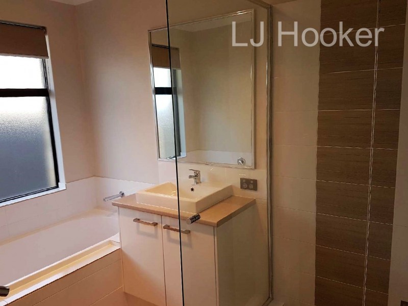 26 Aquamarine Parade, Karnup WA 6176