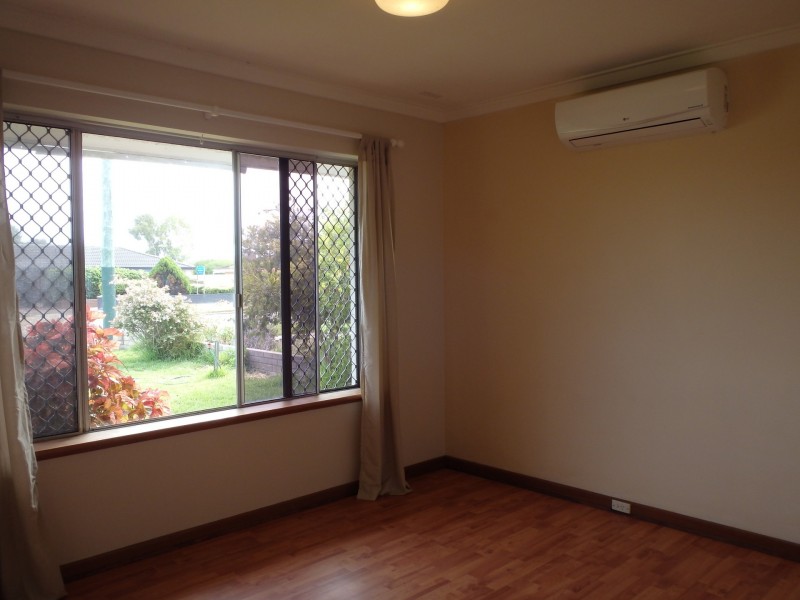 47 Malibu Road, Safety Bay WA 6169