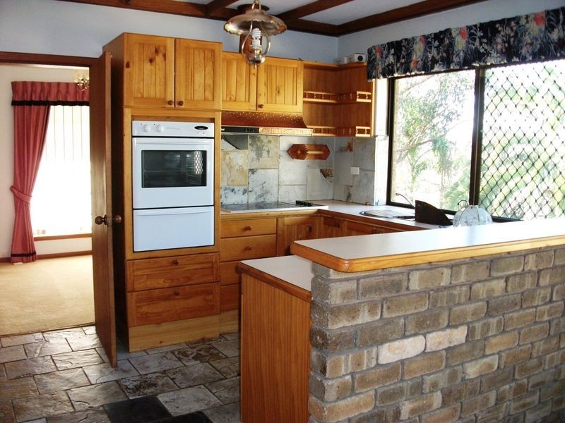 25 Stakehill Rd, Karnup WA 6176