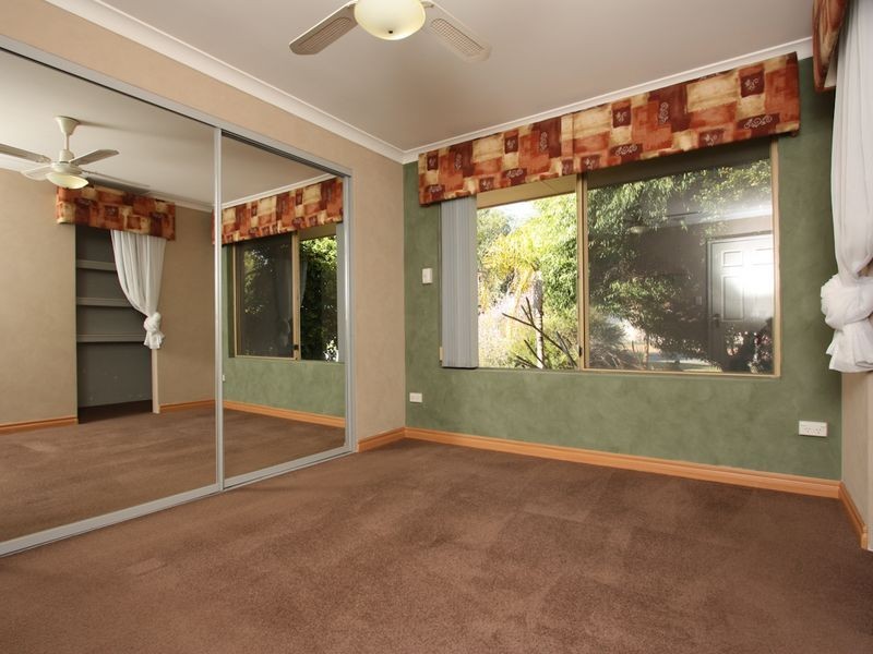 18 Caffra Close, Warnbro WA 6169