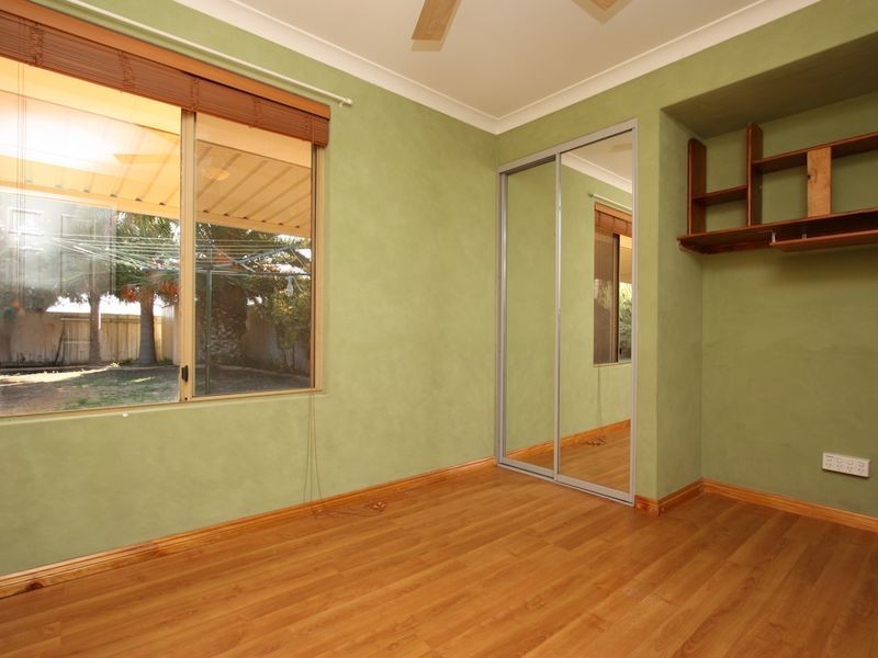 18 Caffra Close, Warnbro WA 6169
