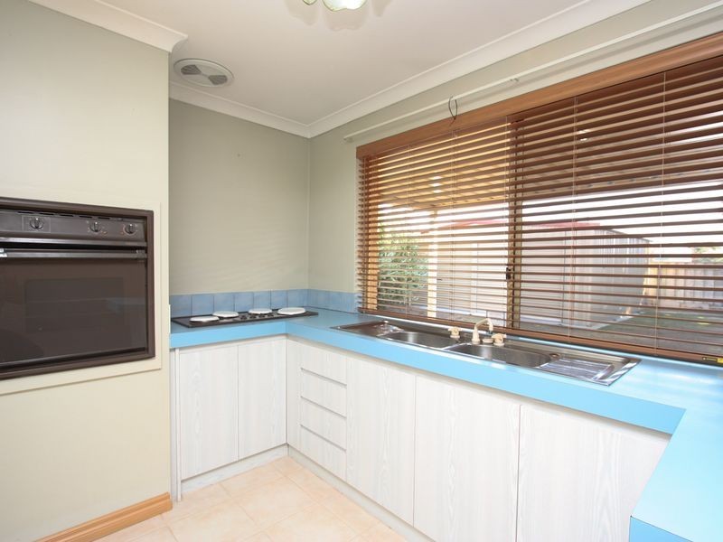 18 Caffra Close, Warnbro WA 6169