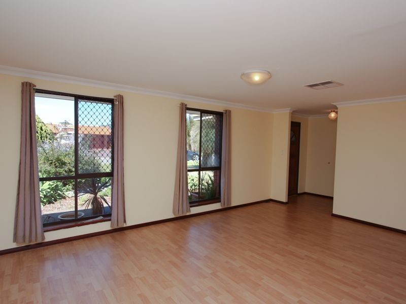 20 Kopai Crescent, Waikiki WA 6169