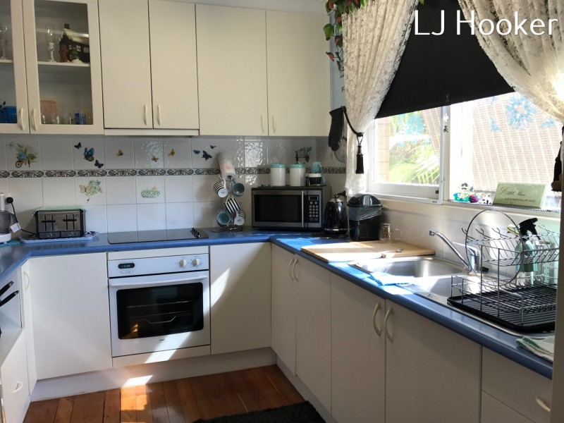 8 Pictor Court, Rockingham WA 6168