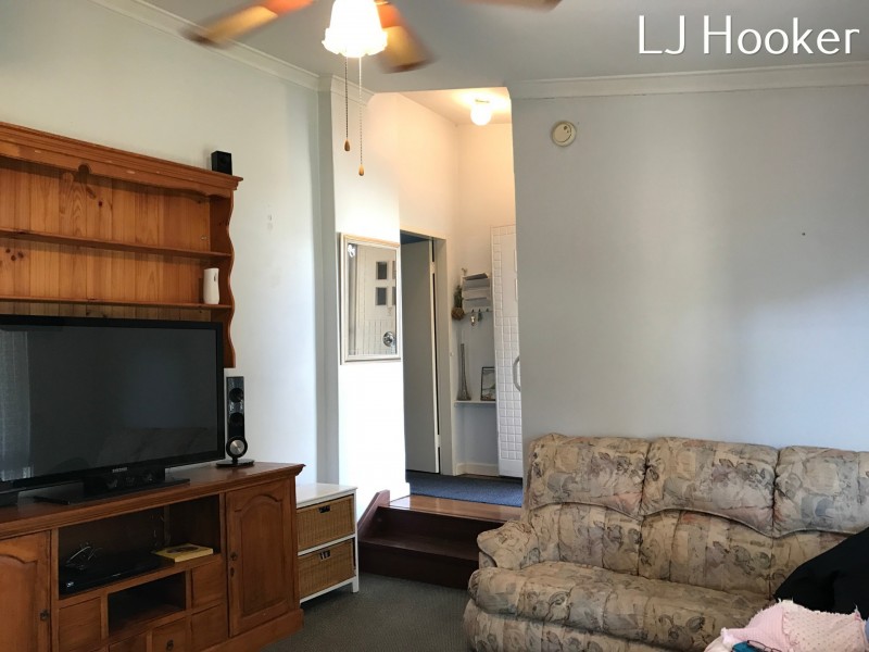 8 Pictor Court, Rockingham WA 6168