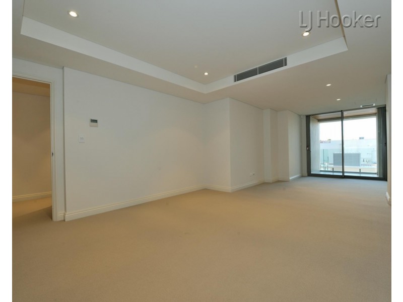 Unit 1/3 Rockingham Beach Road, Rockingham WA 6168