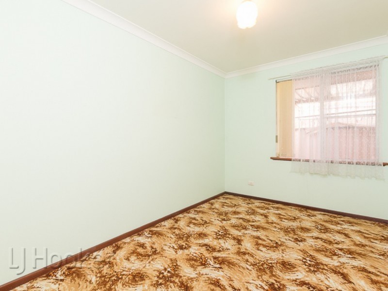 10/11 Louise Street, Rockingham WA 6168