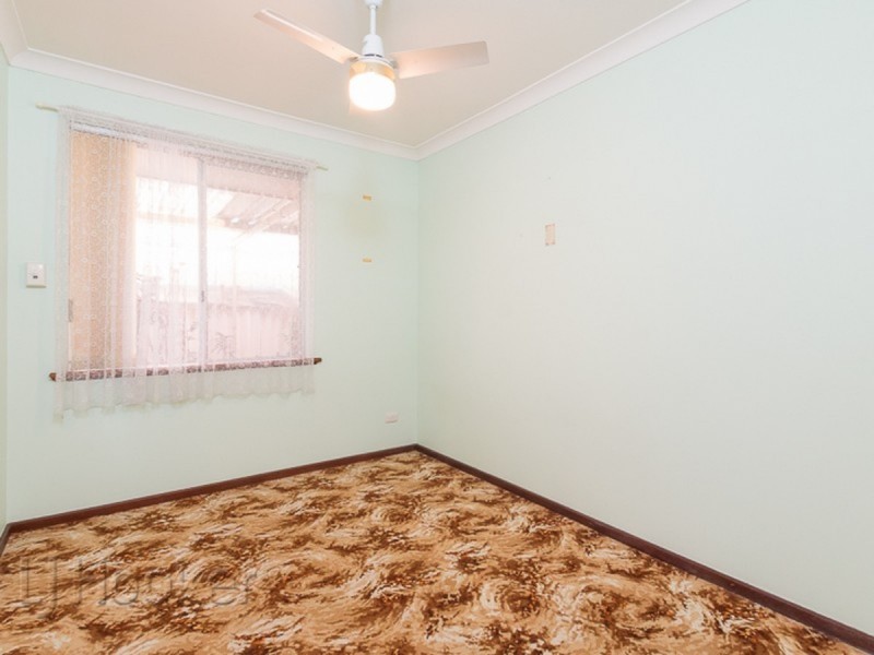 10/11 Louise Street, Rockingham WA 6168