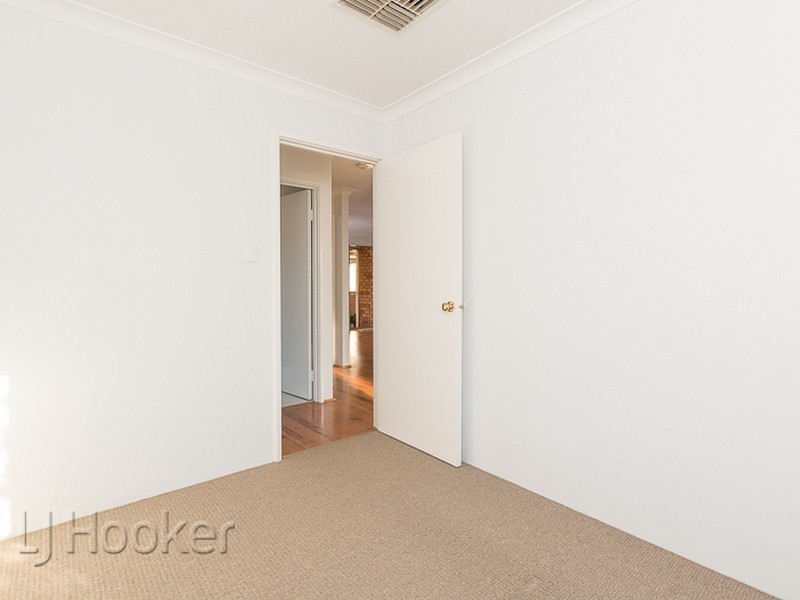 16 Rand Avenue, Waikiki WA 6169