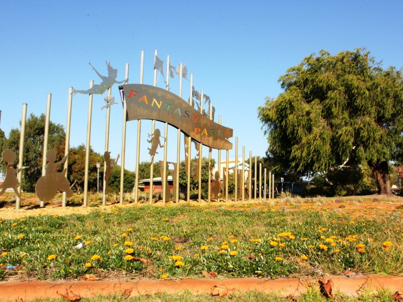 16 Rand Avenue, Waikiki WA 6169