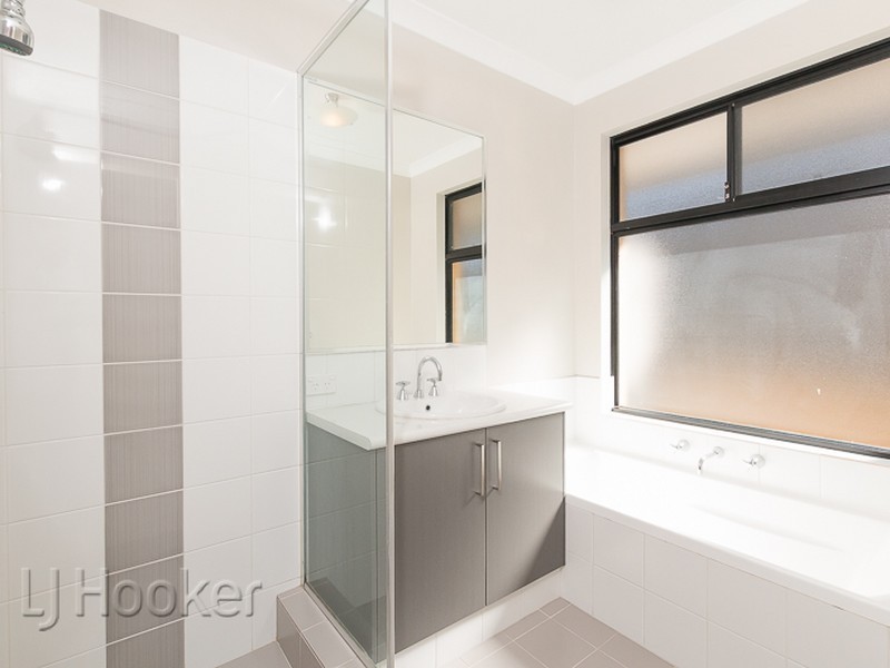 17 Burlington Drive, Baldivis WA 6171