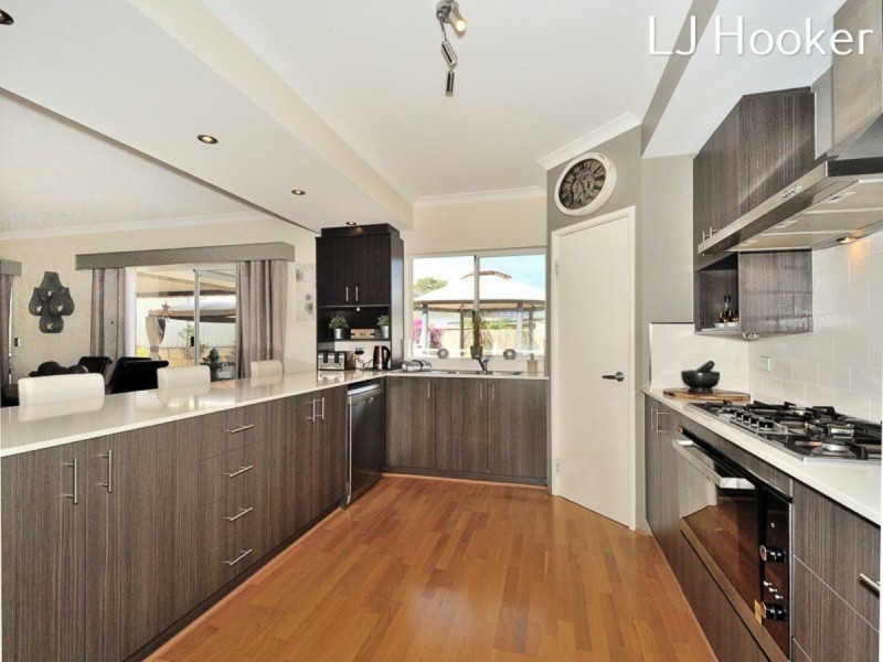 2A Warrender Heights, Secret Harbour WA 6173