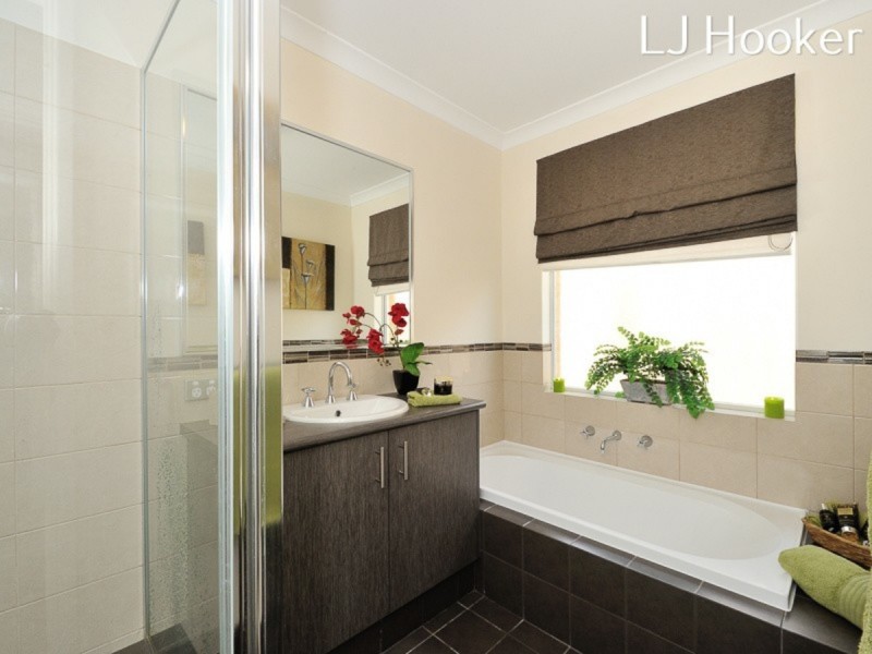 2A Warrender Heights, Secret Harbour WA 6173