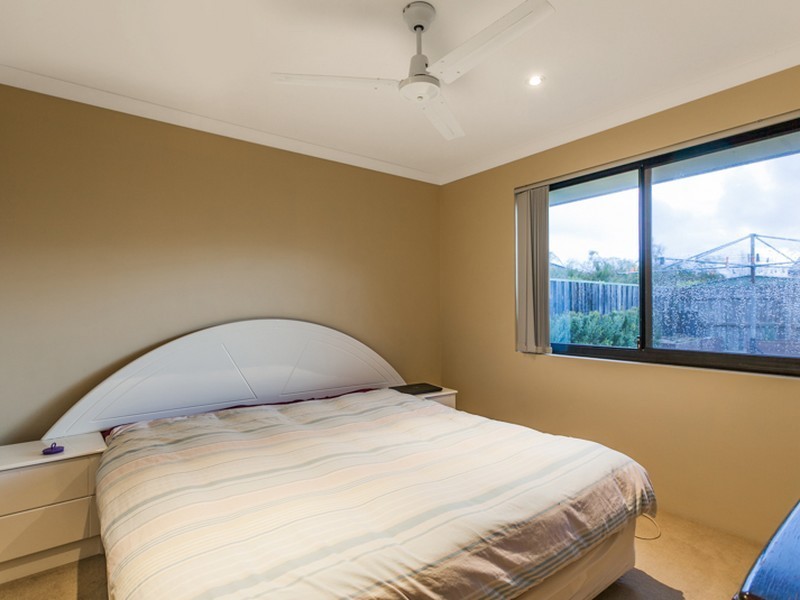 48 Ritchie Drive, Rockingham WA 6168