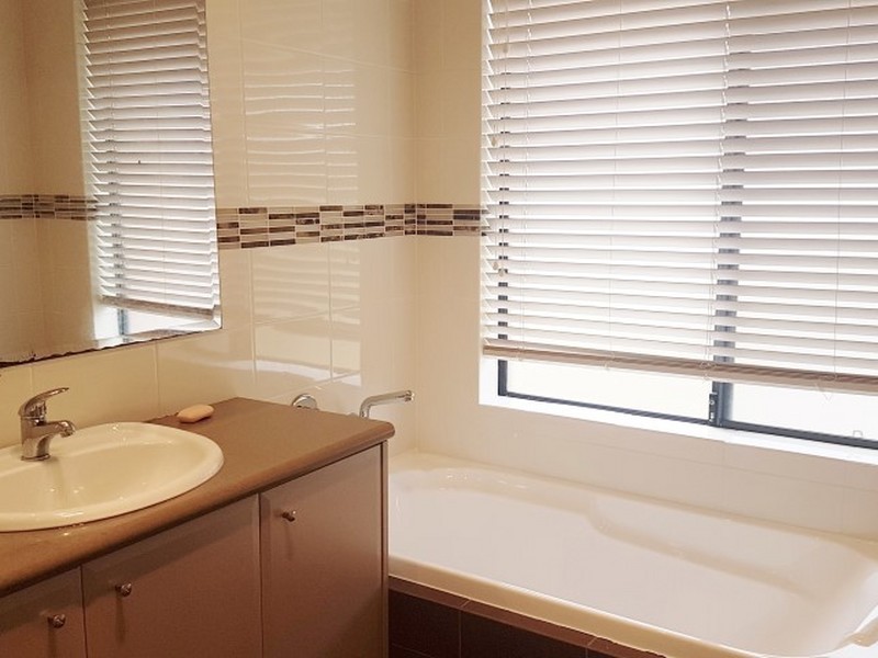 8D Victoria Street, Rockingham WA 6168