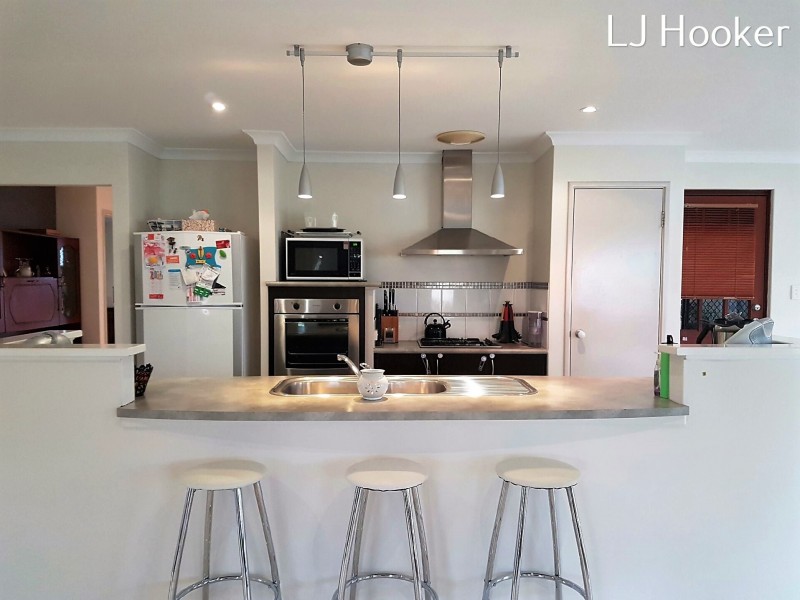 13 Freeling Road, Port Kennedy WA 6172