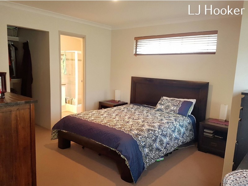 13 Freeling Road, Port Kennedy WA 6172