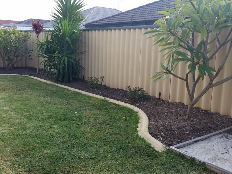 13 Freeling Road, Port Kennedy WA 6172