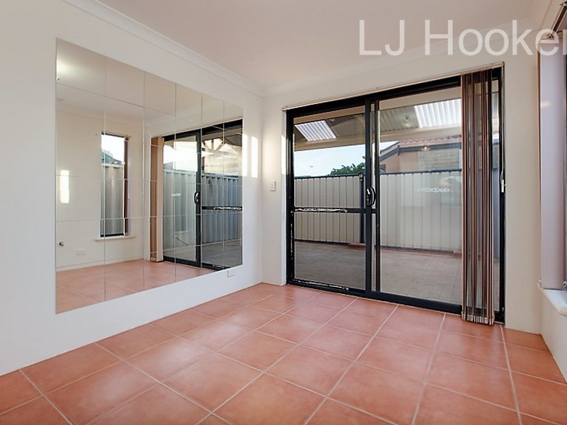 9/23 Royal Palm Drive, Warnbro WA 6169