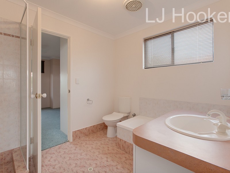 9/23 Royal Palm Drive, Warnbro WA 6169