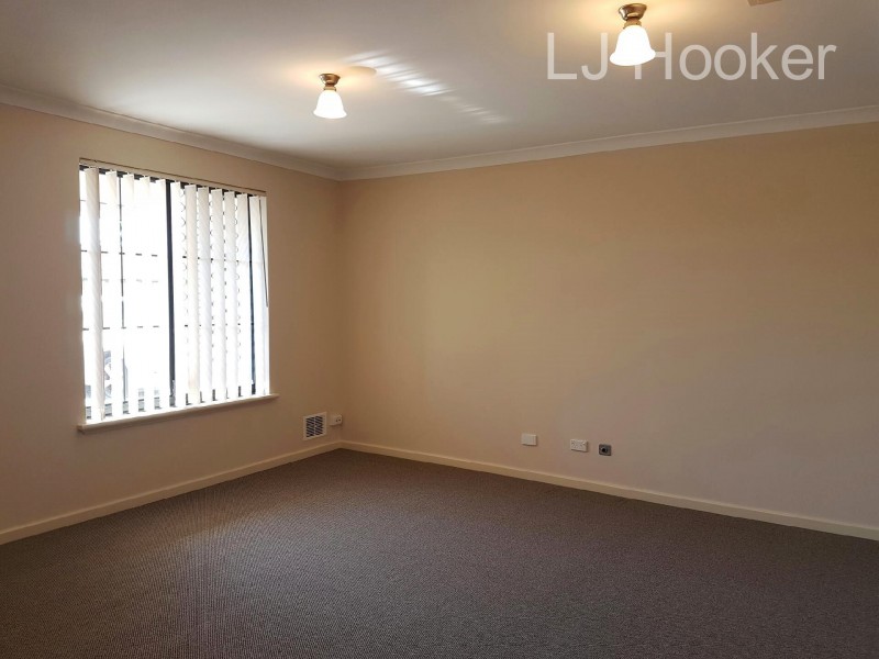 21 Eva Lynch Way, Port Kennedy WA 6172