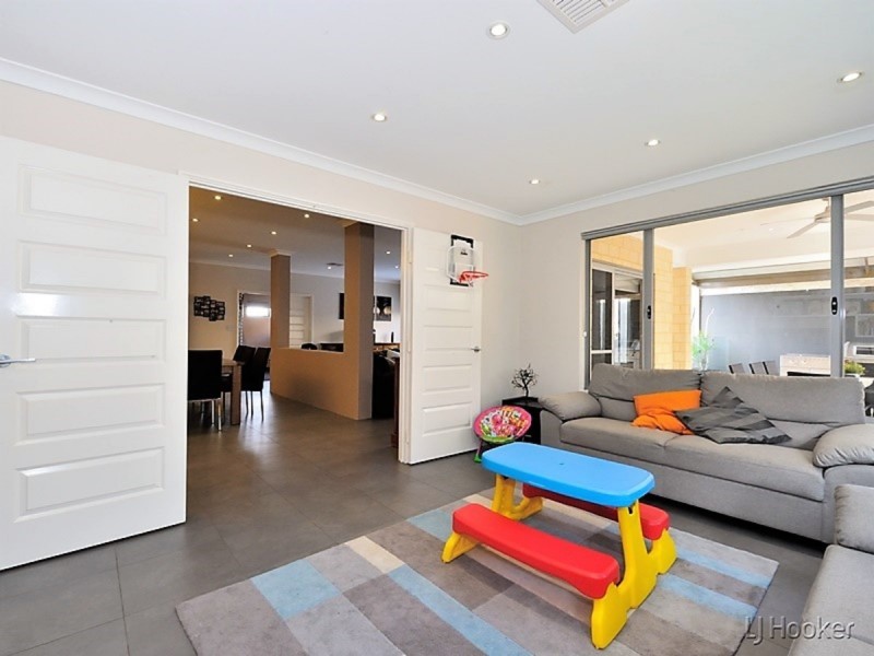 11 Toparoa Street, Baldivis WA 6171