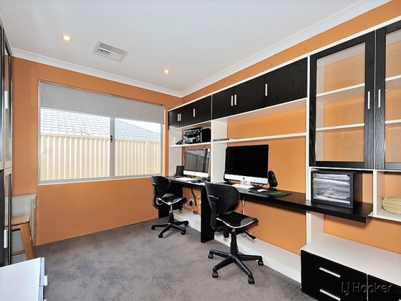 11 Toparoa Street, Baldivis WA 6171