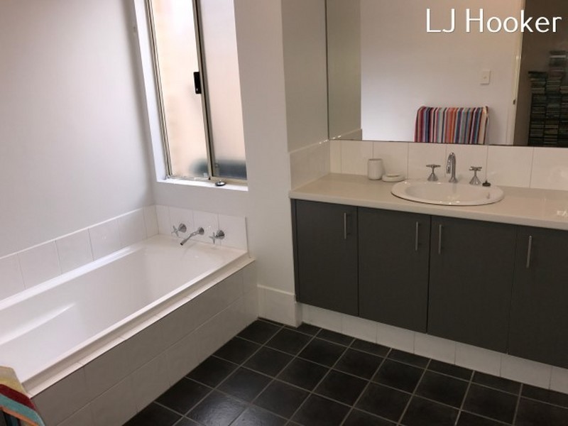 14 Blackshear Green, Secret Harbour WA 6173