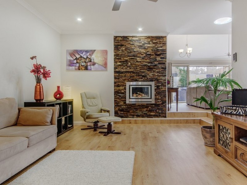 145 Safety Bay Road, Shoalwater WA 6169