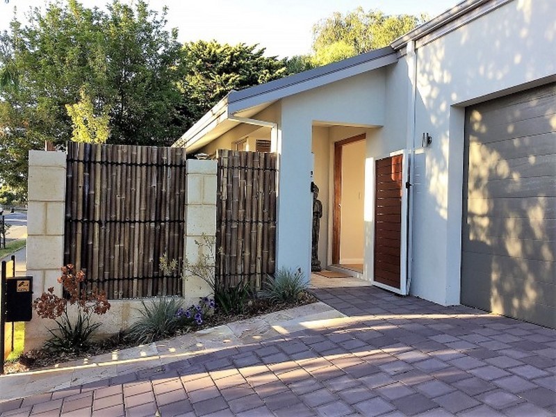 145 Safety Bay Road, Shoalwater WA 6169