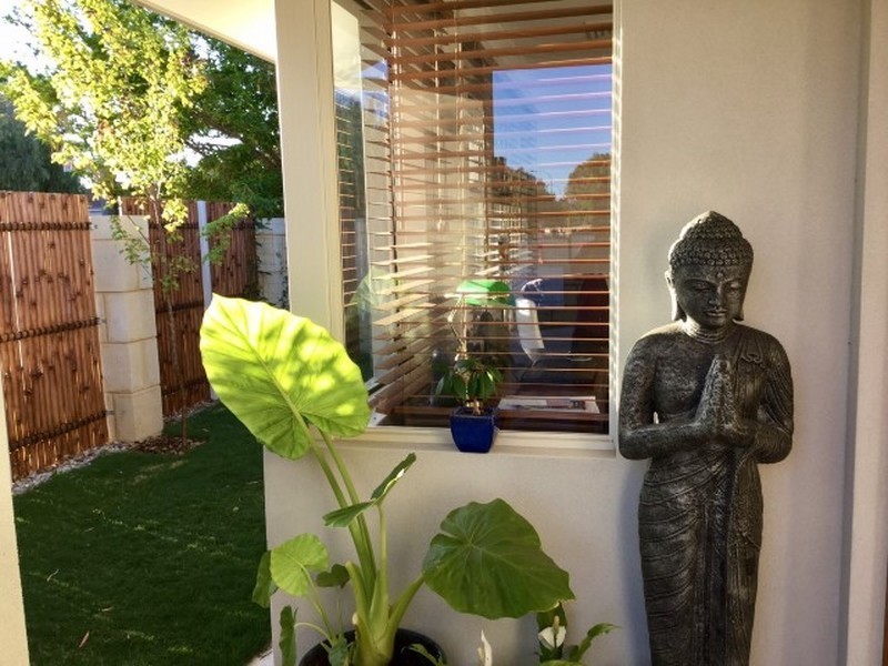 145 Safety Bay Road, Shoalwater WA 6169