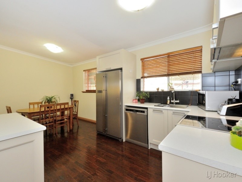 27 Seagate Street, Safety Bay WA 6169