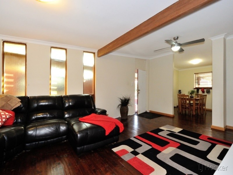 27 Seagate Street, Safety Bay WA 6169