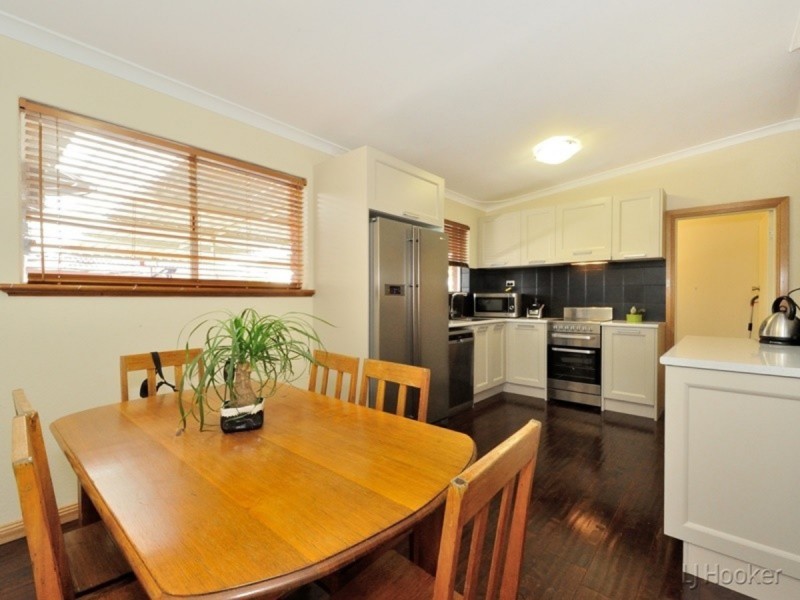 27 Seagate Street, Safety Bay WA 6169