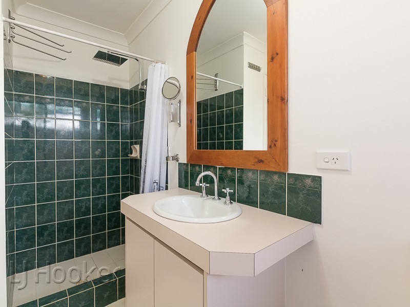 5 Kieta Cove, Secret Harbour WA 6173