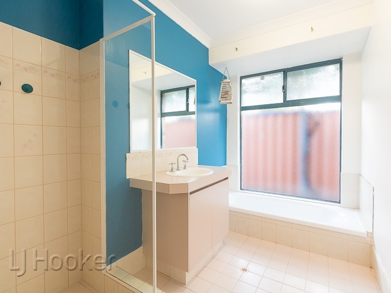 5 Kieta Cove, Secret Harbour WA 6173