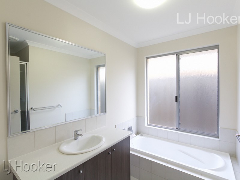 17 Liddard Gardens, Baldivis WA 6171