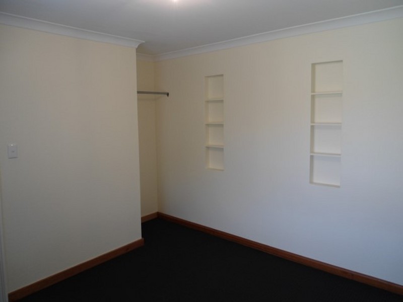 11 Narbonne Gardens, Port Kennedy WA 6172