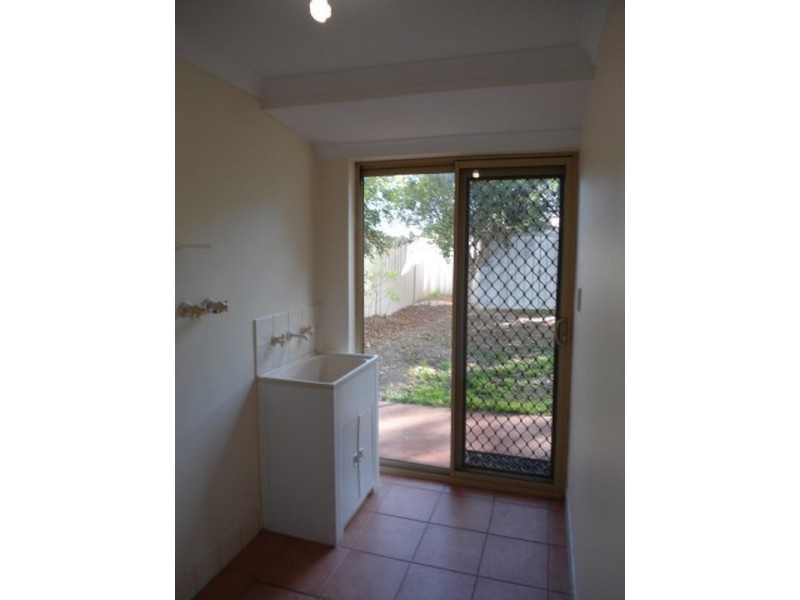 11 Narbonne Gardens, Port Kennedy WA 6172