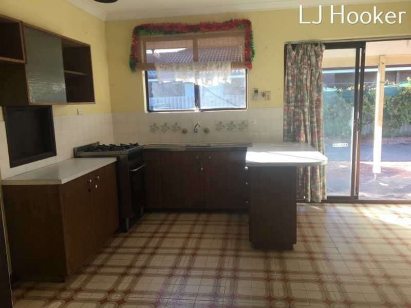 56 Karunjie Road, Golden Bay WA 6174