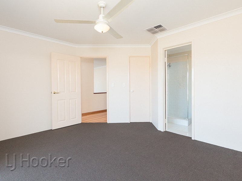 52 Cuthbertson Drive, Cooloongup WA 6168