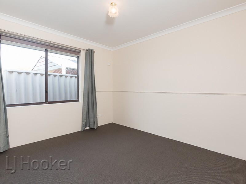 52 Cuthbertson Drive, Cooloongup WA 6168