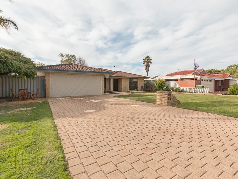 52 Cuthbertson Drive, Cooloongup WA 6168