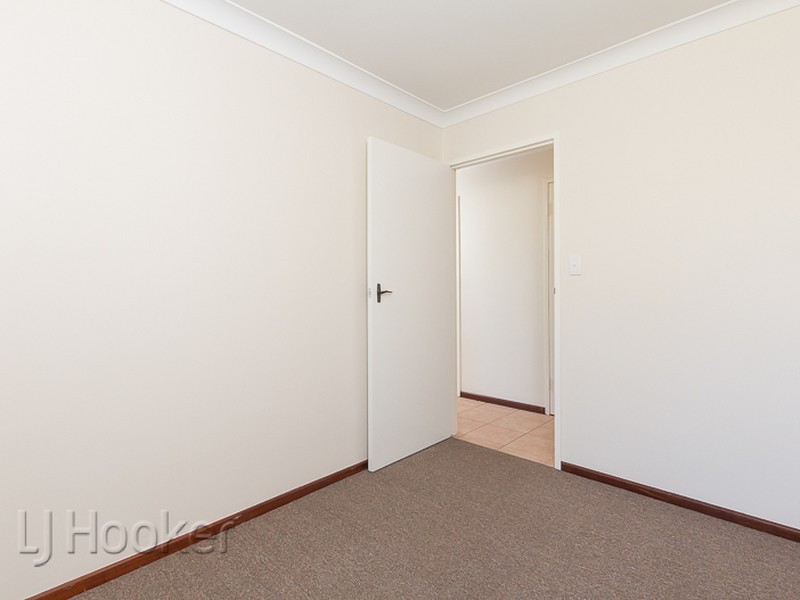 10 Rotohine Place, Cooloongup WA 6168