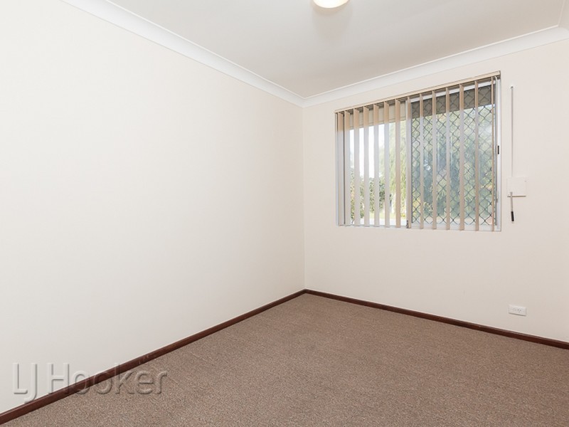 10 Rotohine Place, Cooloongup WA 6168